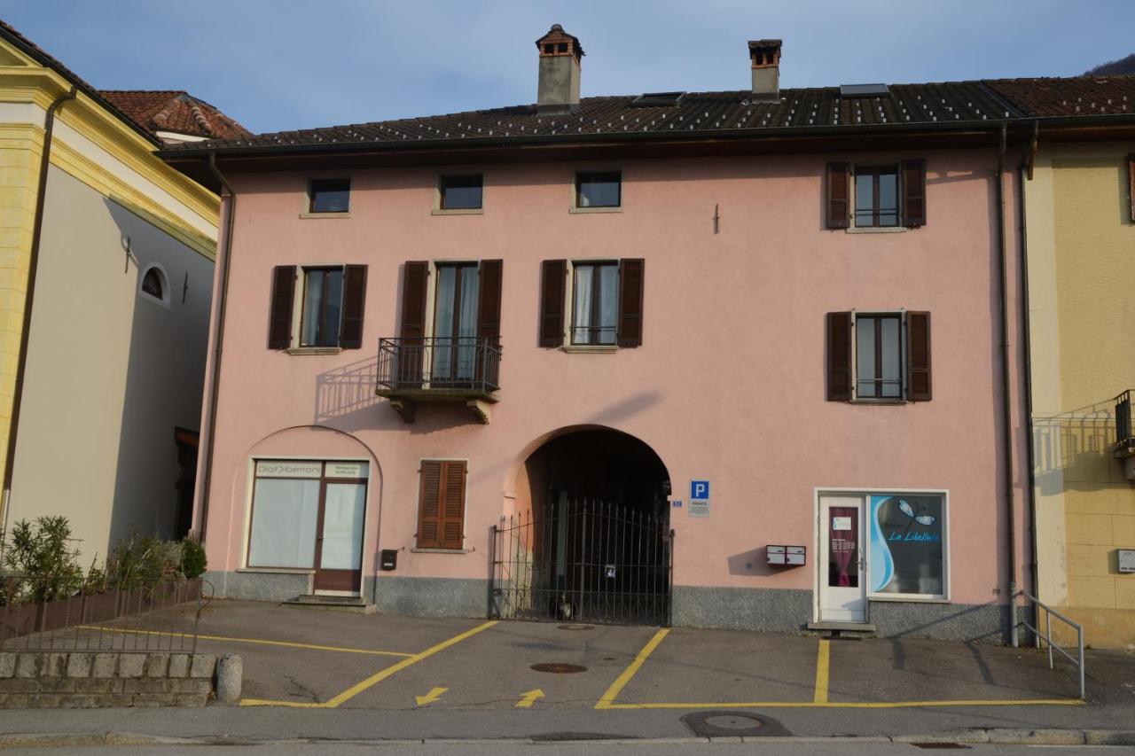 Bed and Breakfast Antica Sosta Dei Viandanti Cadenazzo Exteriér fotografie